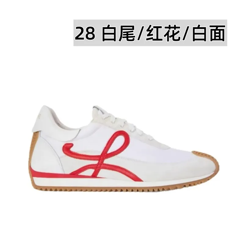 👟👟Ex-factory price 520👟👟 Men's size +10 Super 🔥Hot [LOEWE·Loewe] Forrest Gump shoes, invincible foot feel! The most popular model of the year, shoes with high moral training inside! 2025 new product series 💯Spliced ​​upper. The hidden inner height is soft and comfortable, and the minimalist style is very eye-catching. It is very advanced no matter how you match it. The heel design is novel. Soft and comfortable, and the splicing is light and comfortable: the foot feels invincible. It is rated as the most comfortable running style. It feels like walking on flat ground❤️Original details! The low-cut shoes have the initials of the brand logo on the side, making them a must-have for your shoe cabinet! Upper: imported suede + cowhide + original cloth splicing, cowhide foot pads, original customized abrasive tool combination outsole! Original packaging! 🏆 ✦Upper: imported suede + cowhide + original fabric splicing ✦Insole: movable latex cowhide insole ✦Outsole: original molded TPU combination outsole ✦Female size: 35--40, ✦Male size: 39--45,